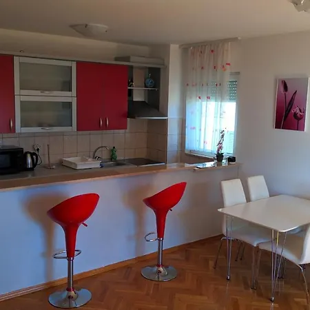 Apartment Apartman Baska Voda *