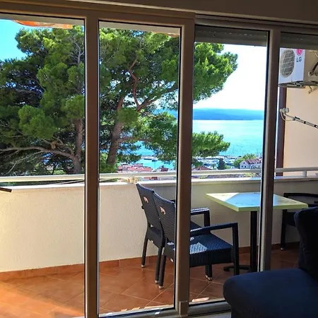 Apartman Baska Voda 公寓