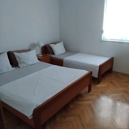 Apartman Baska Voda * 巴什卡沃达